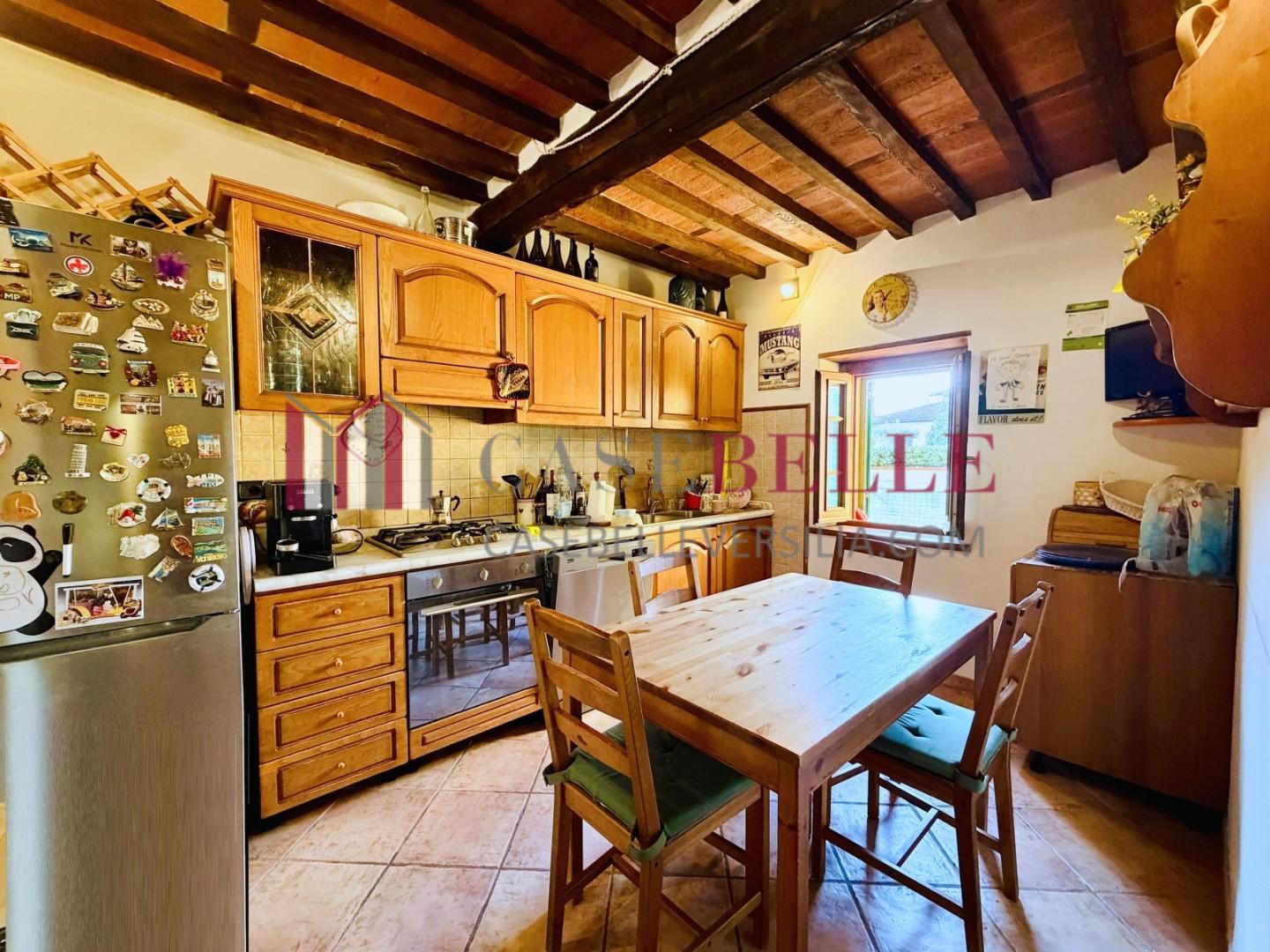 Casa indipendente con giardino, Camaiore capezzano pianore