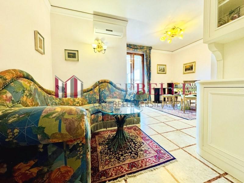 Trilocale arredato in affitto a Forte dei Marmi