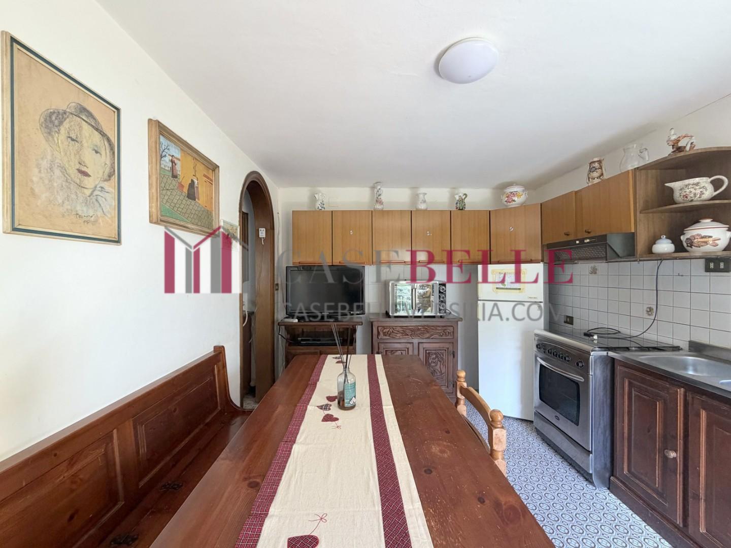 Casa indipendente in vendita, Camaiore casoli