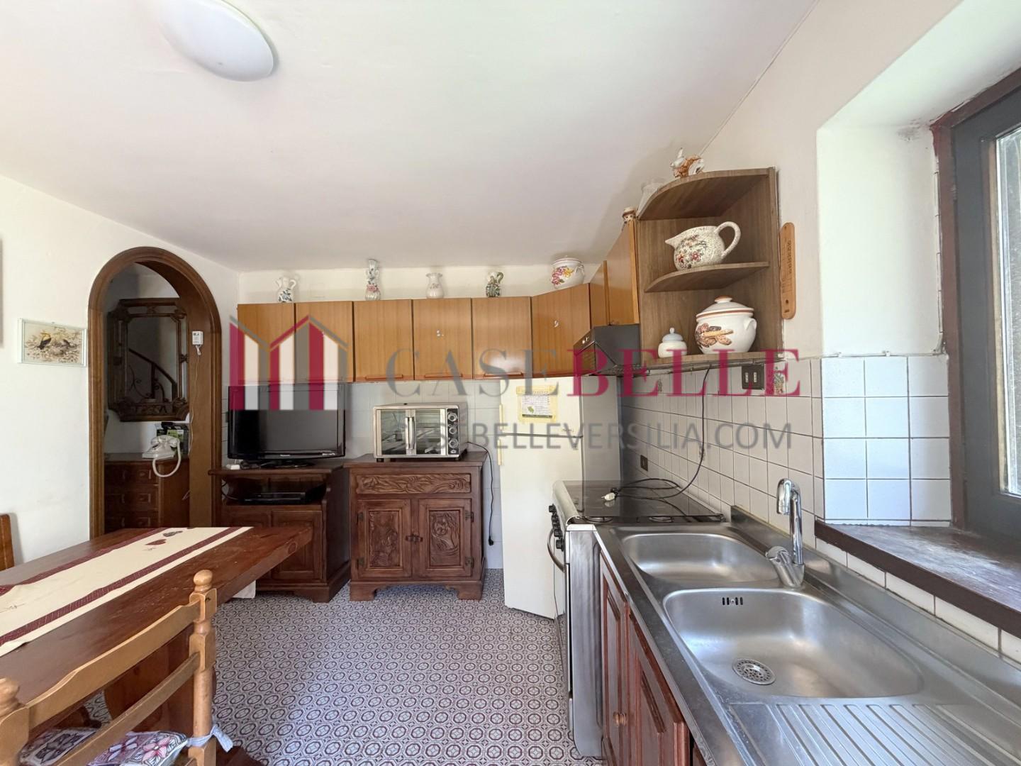 Casa indipendente in vendita, Camaiore casoli