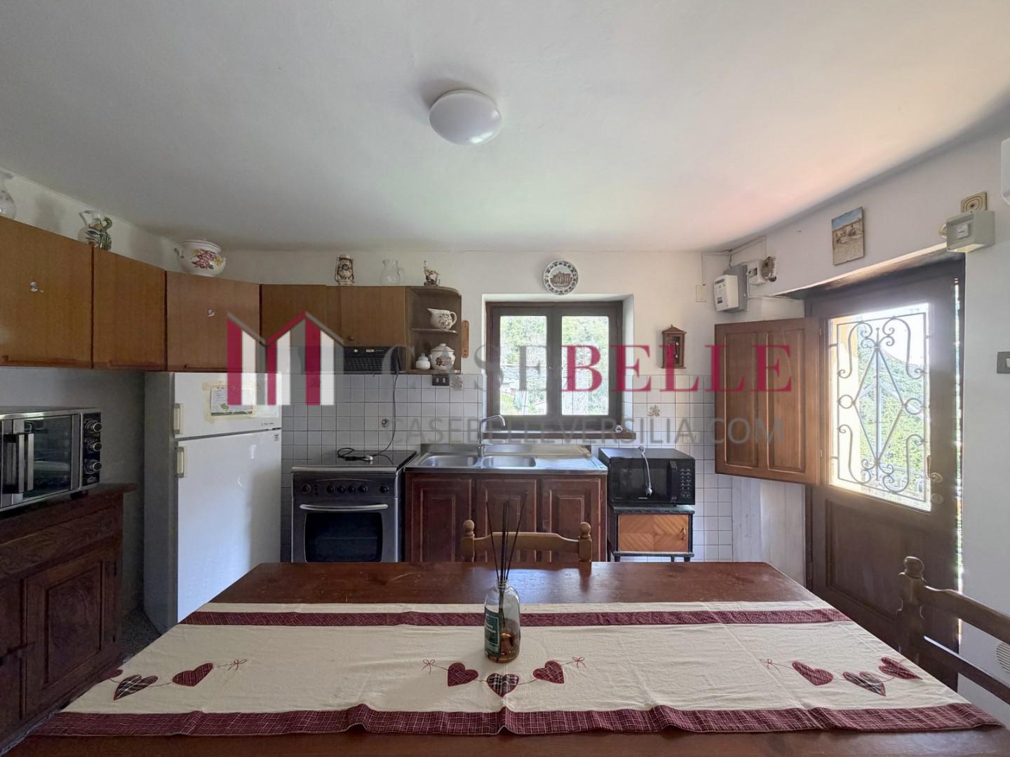 Casa indipendente in vendita, Camaiore casoli