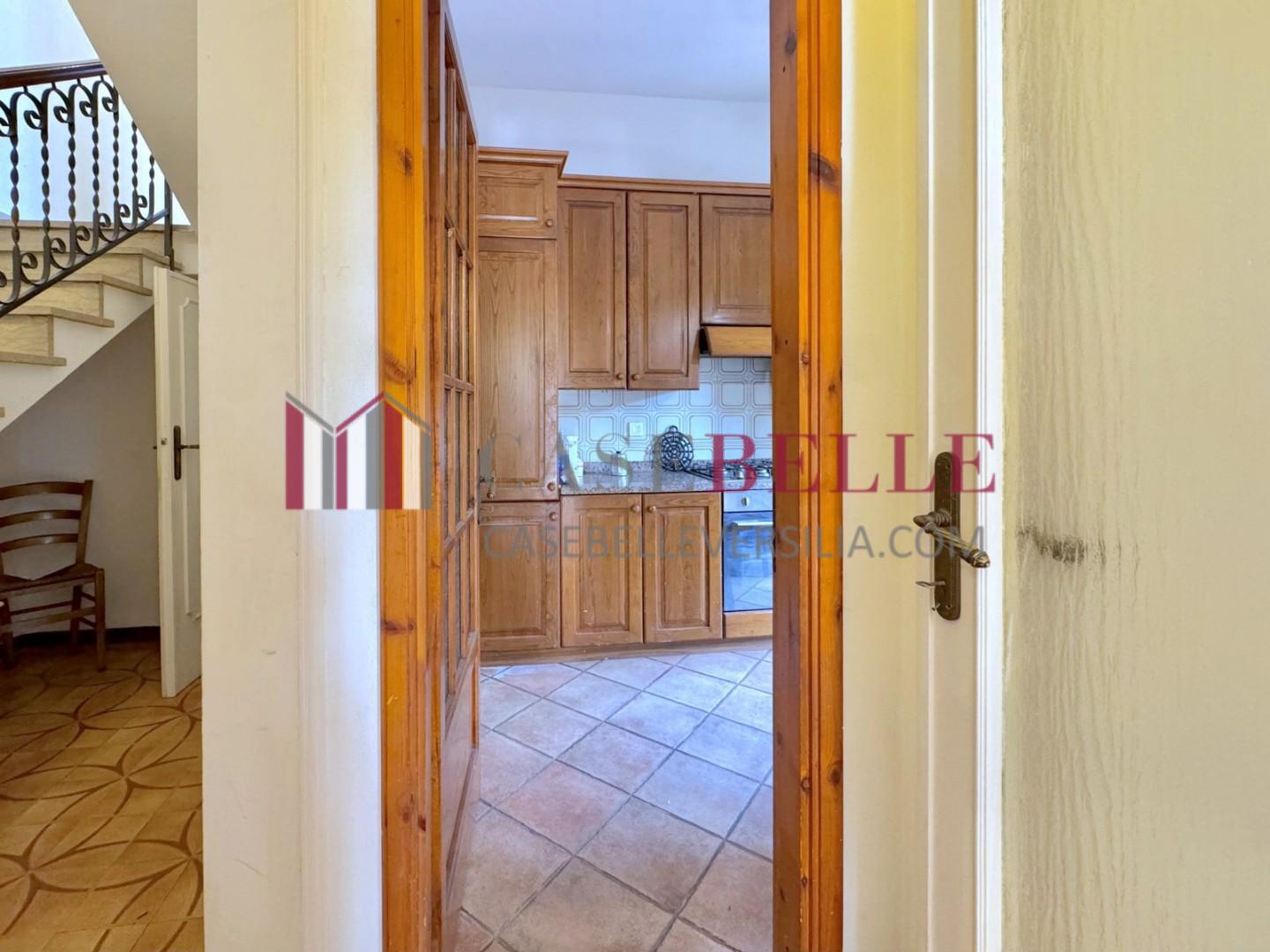 Villa Bifamiliare arredata in affitto, Camaiore lido di