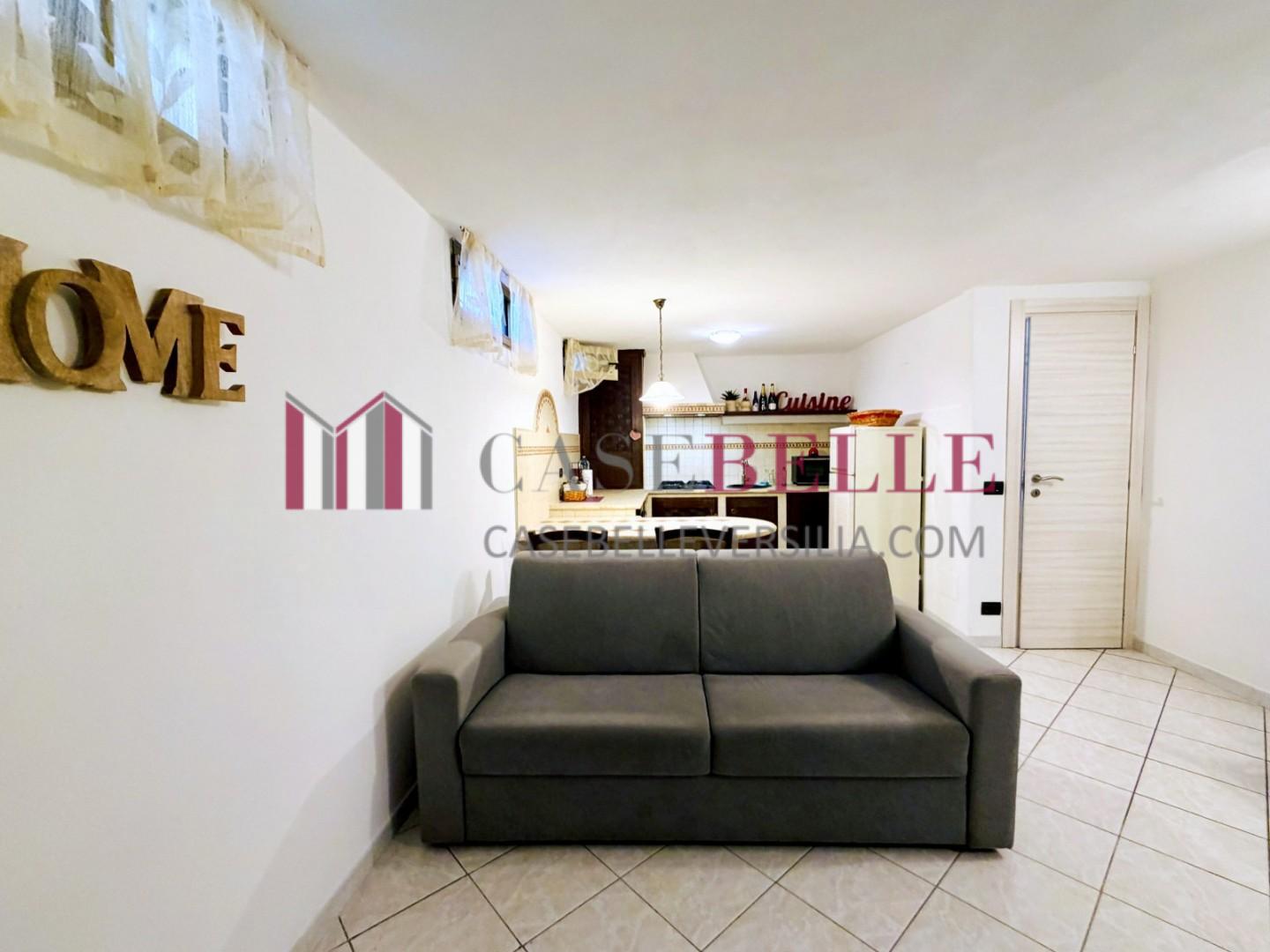 Bilocale arredato in affitto, Camaiore lido di