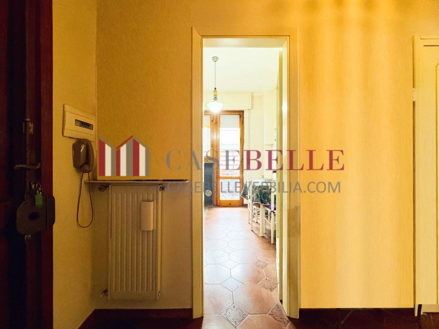 Trilocale arredato in affitto, Camaiore lido di