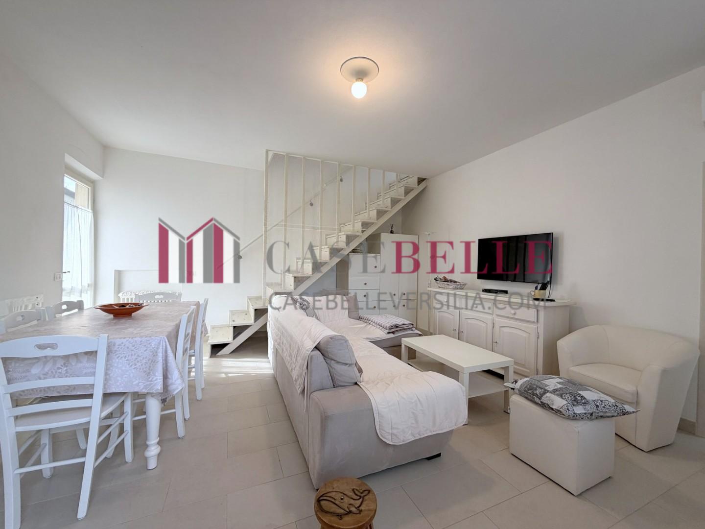 Casa indipendente con giardino, Pietrasanta fiumetto