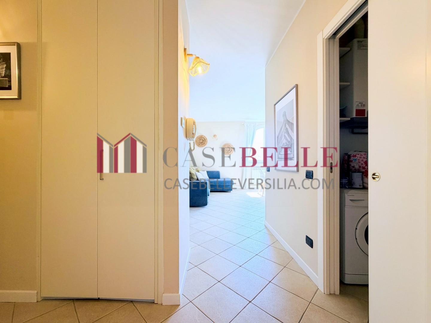 Trilocale con terrazzo, Pietrasanta tonfano