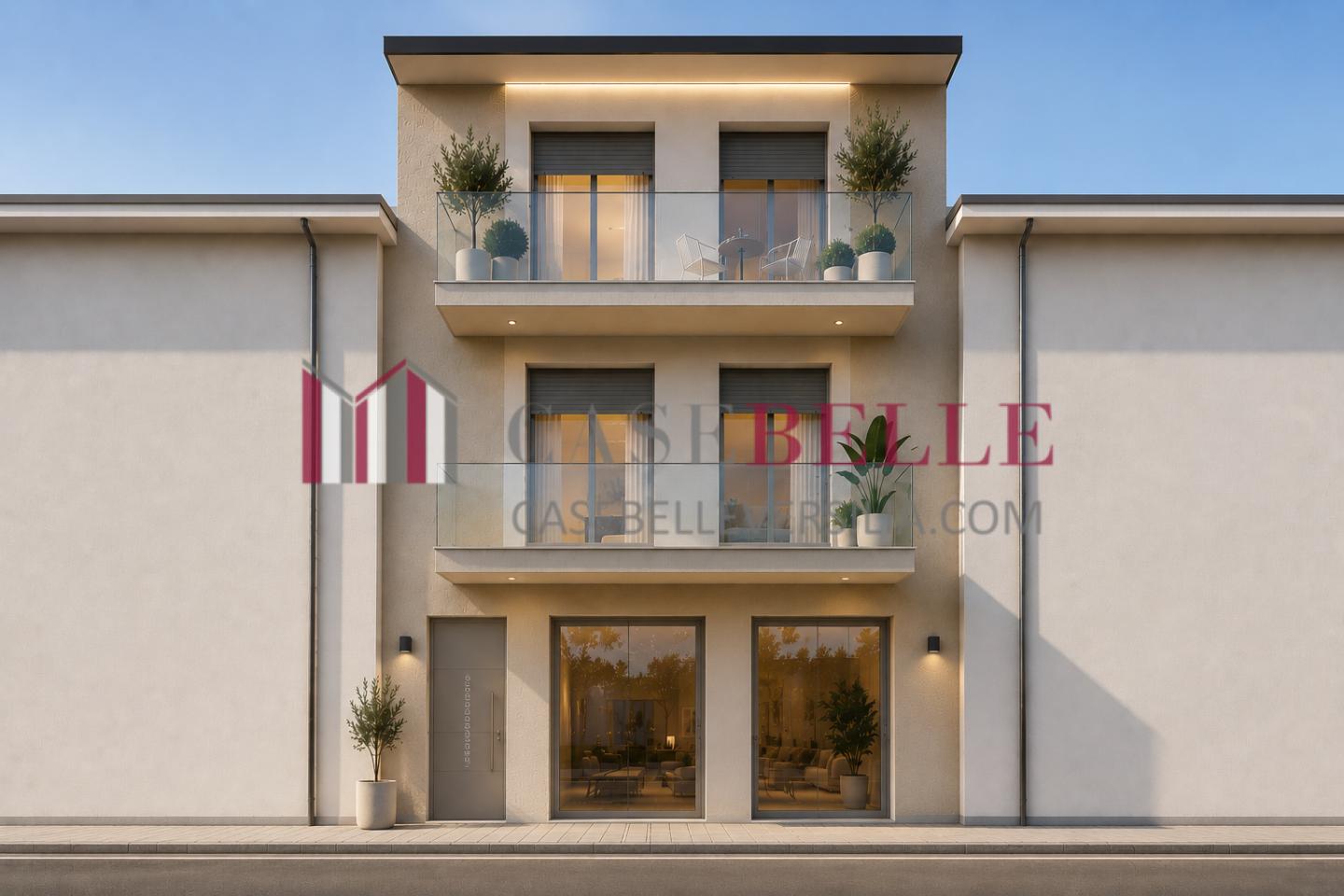 Trilocale ristrutturato, Camaiore lido di