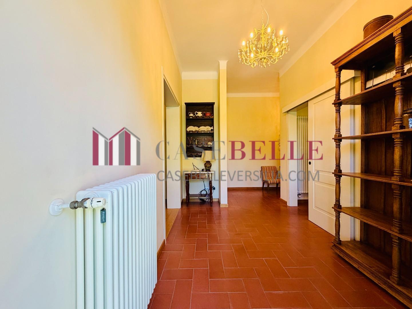 Villa arredata in affitto, Forte dei Marmi centro