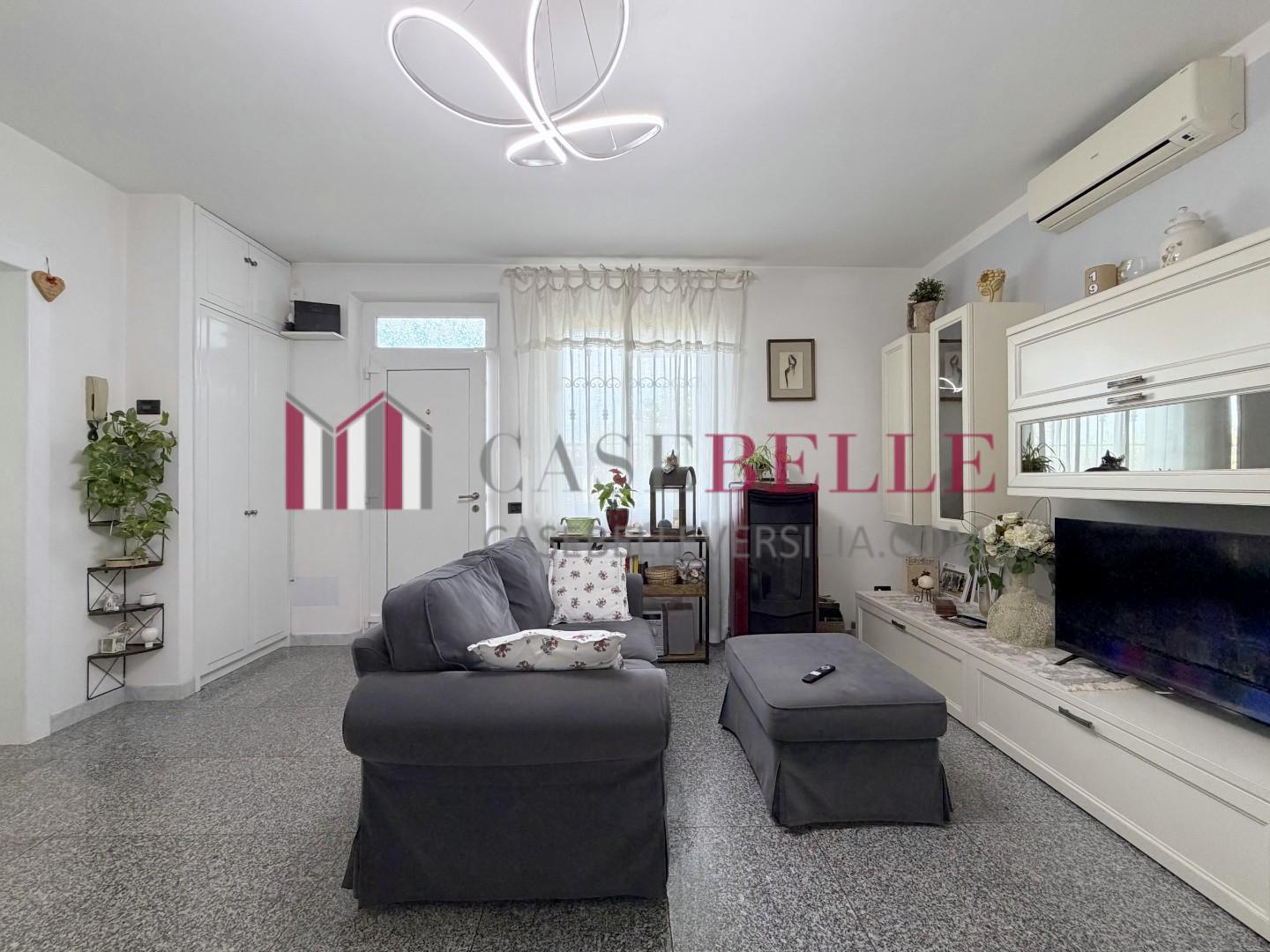 Casa indipendente con giardino, Camaiore lido di