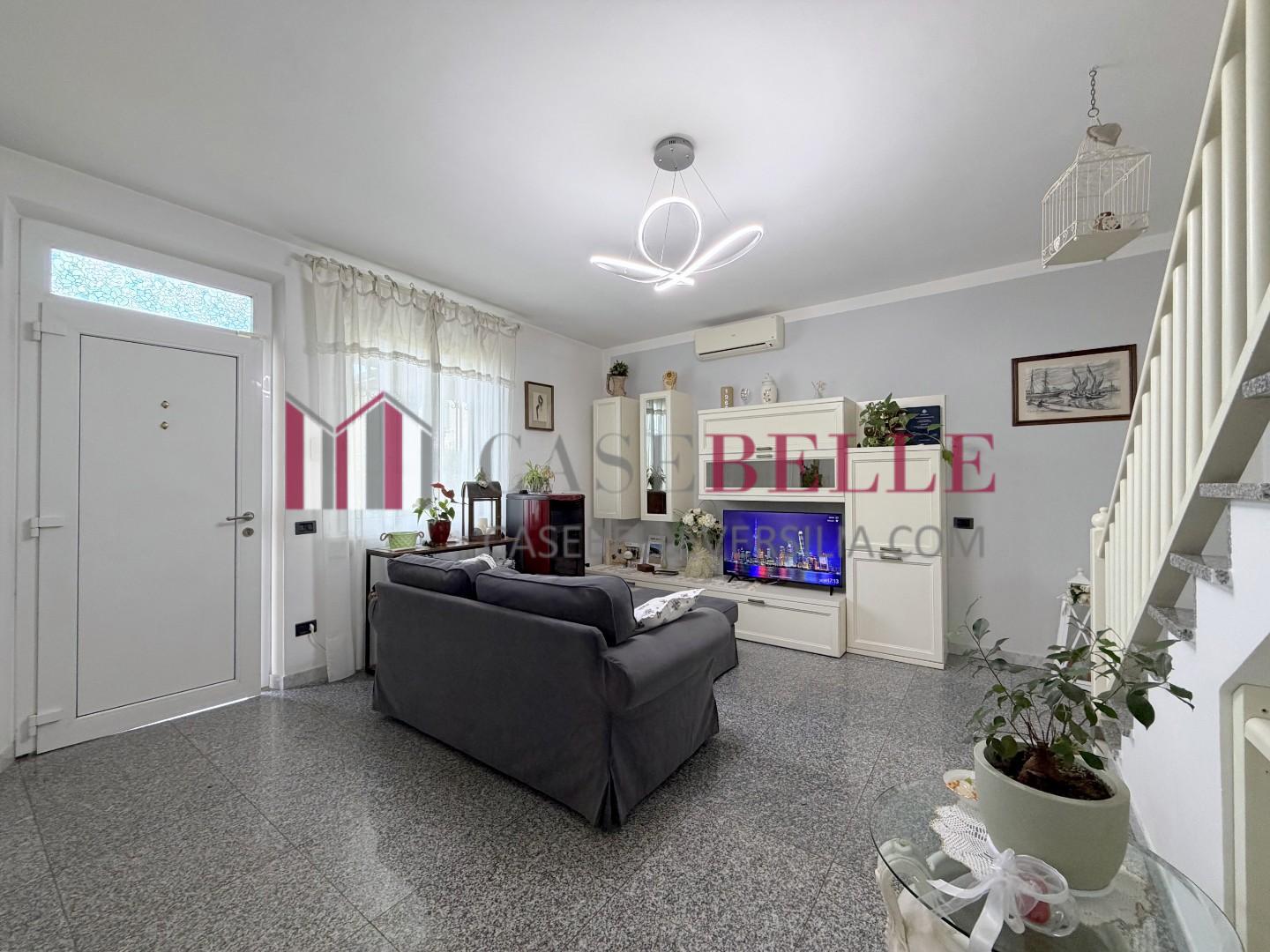 Casa indipendente con giardino, Camaiore lido di
