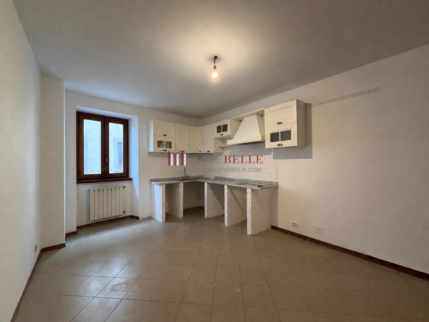 Trilocale in vendita a Camaiore
