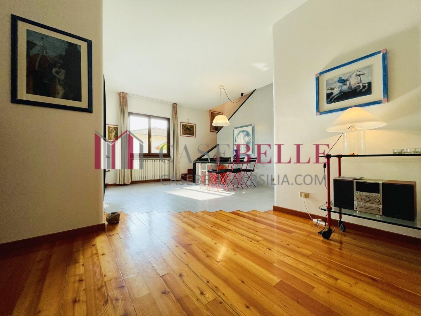 Villa Bifamiliare arredata in affitto, Pietrasanta marina di