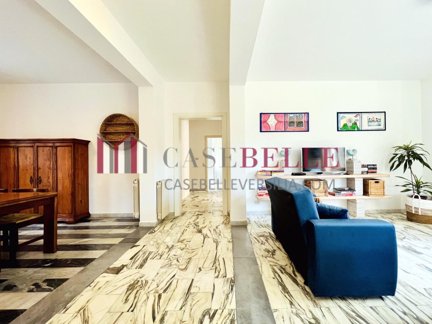 Villa Bifamiliare arredata in affitto, Pietrasanta tonfano