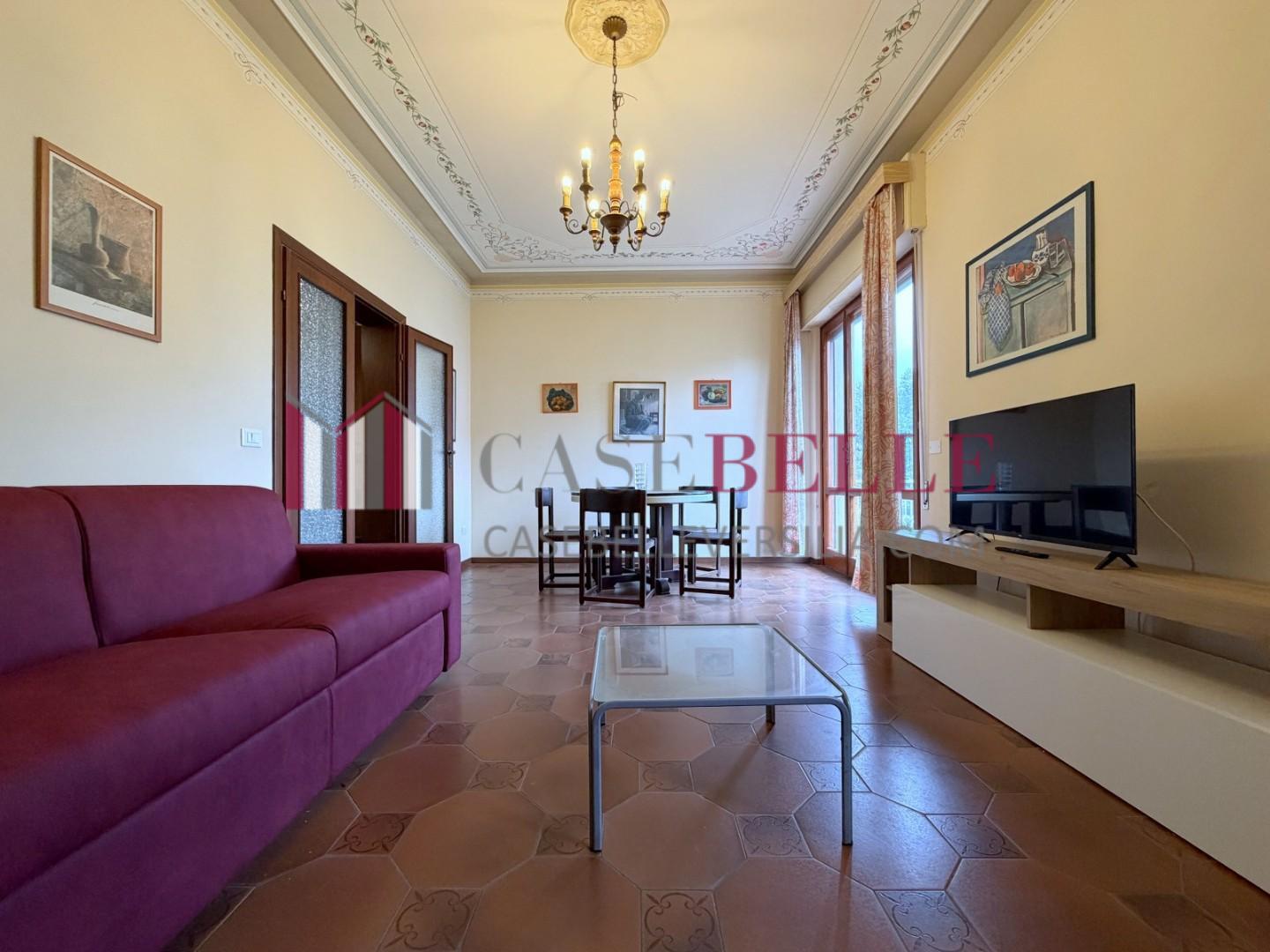 Casa indipendente arredata in affitto, Camaiore lido di