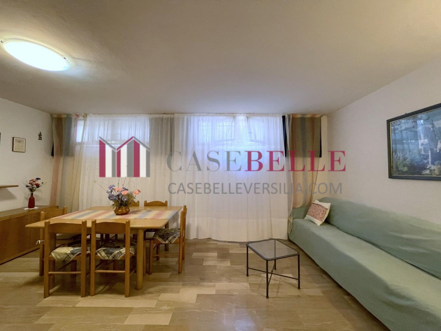 Quadrilocale arredato in affitto, Camaiore lido di