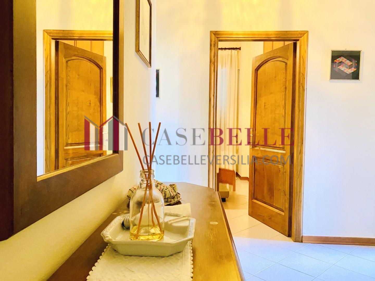 Villa Bifamiliare arredata in affitto, Pietrasanta tonfano