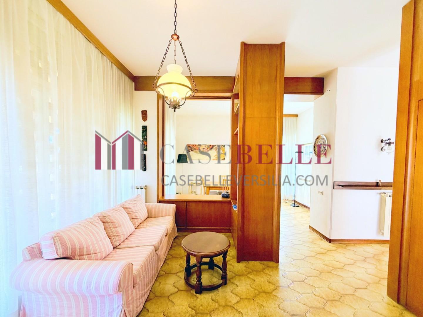 Casa indipendente arredata in affitto, Camaiore lido di