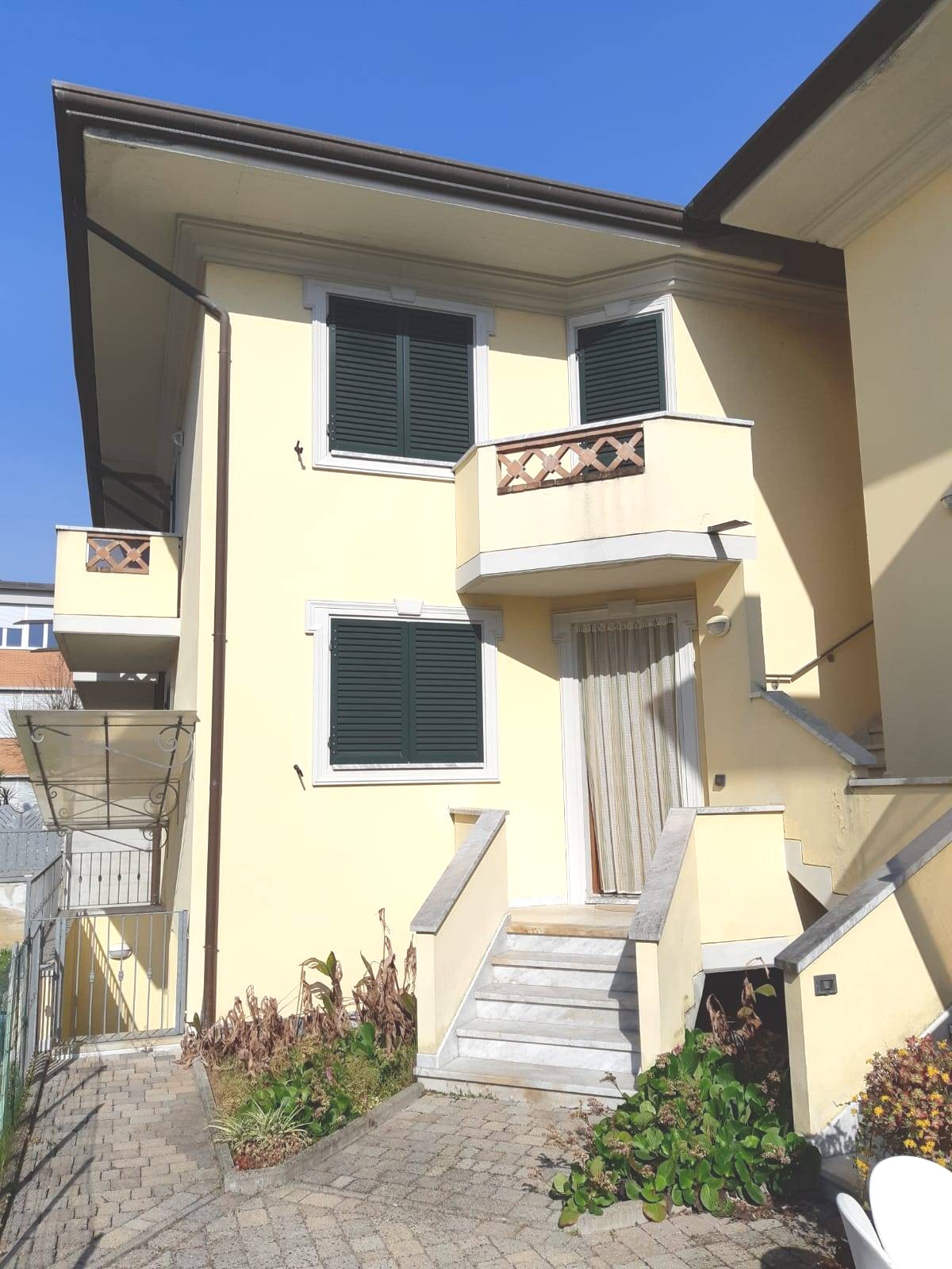 Appartamento in affitto a Massa, Marina di Massa