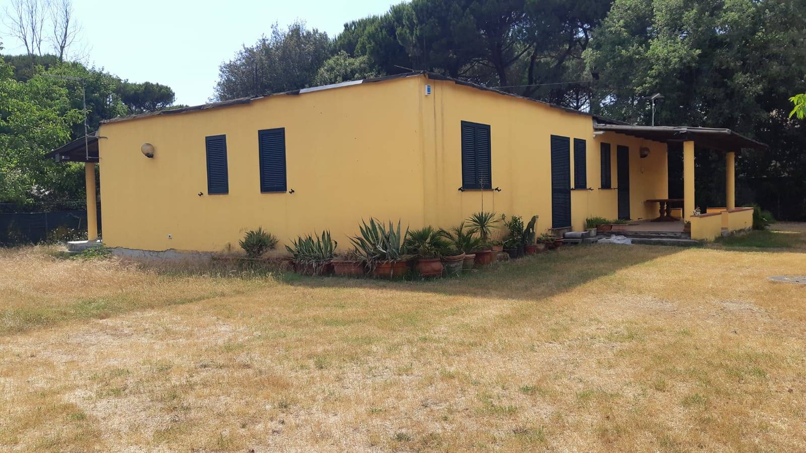 Semindipendente in affitto a Massa, Poveromo