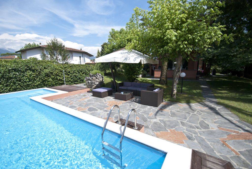 Villa in affitto a Forte dei Marmi, Vittoria Apuana