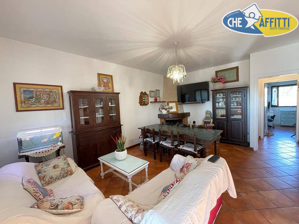 Casa singola in affitto a Forte dei Marmi, Vaiana