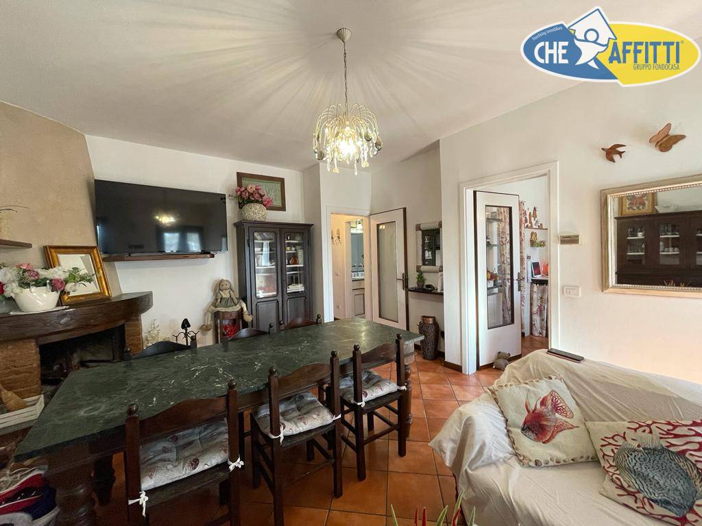 Casa singola in affitto a Forte dei Marmi, Vaiana