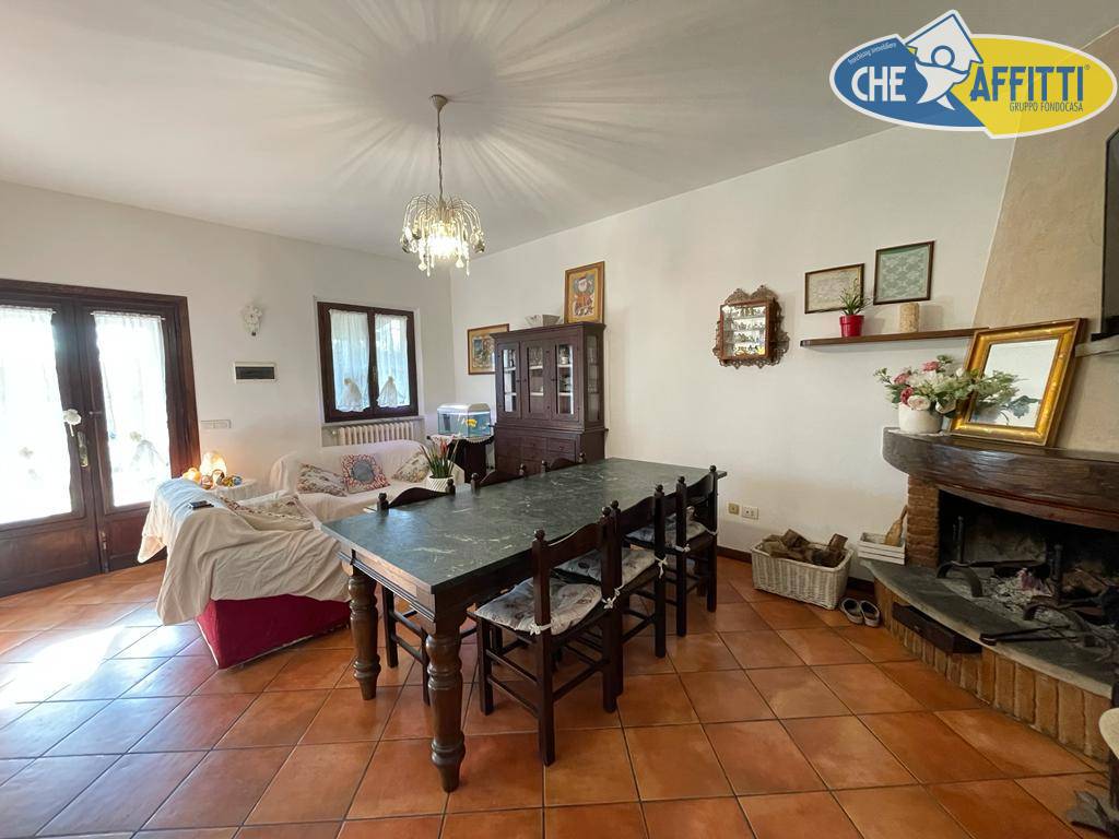 Casa singola in affitto a Forte dei Marmi, Vaiana