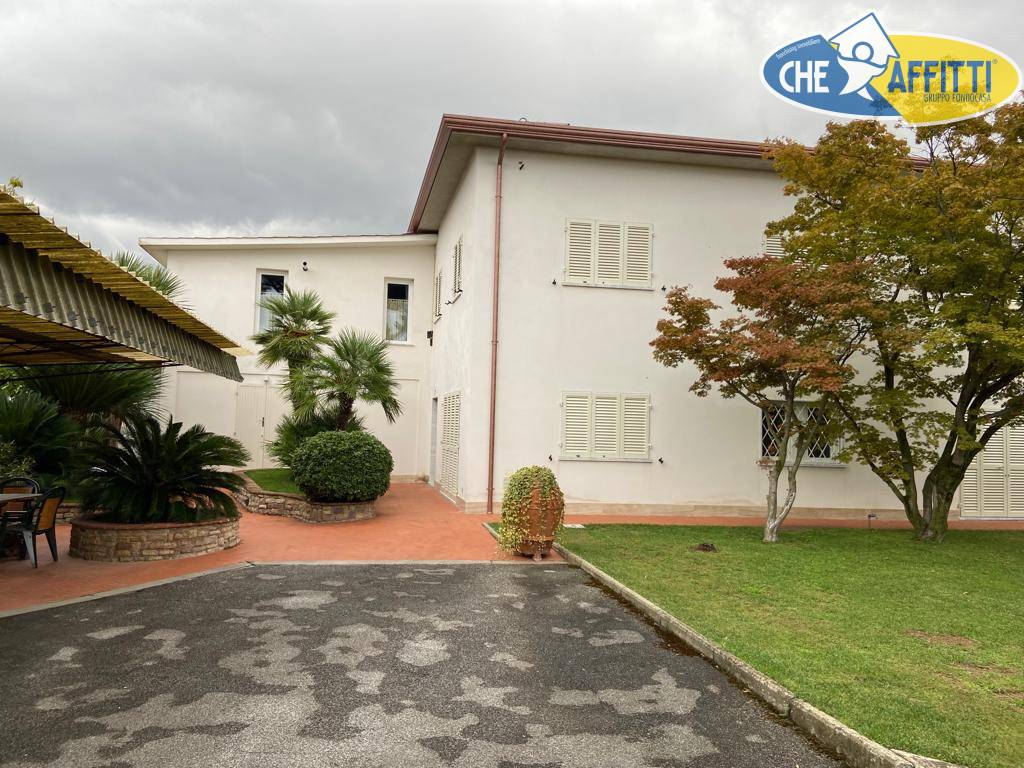 Villa in affitto a Forte dei Marmi