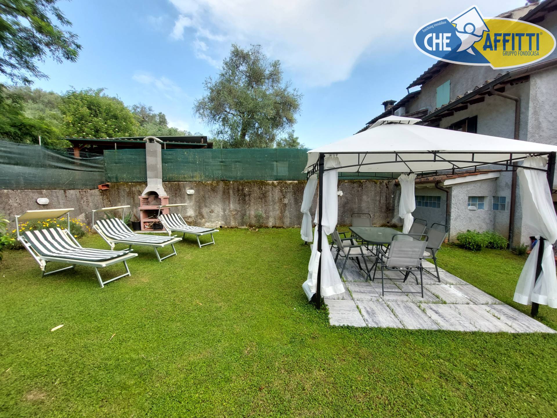 Villette a schiera in affitto a Pietrasanta