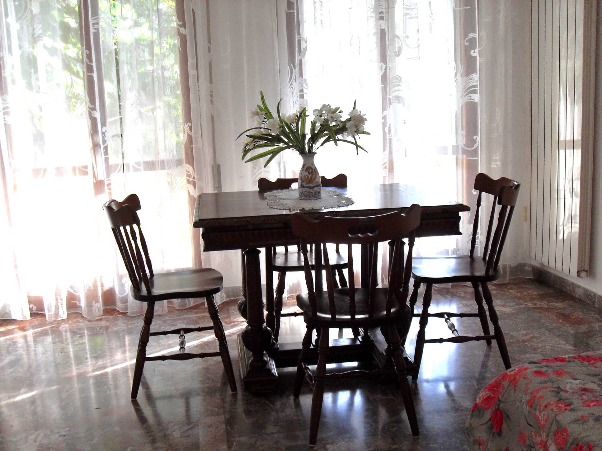 Semindipendente in affitto a Montignoso, Cinquale