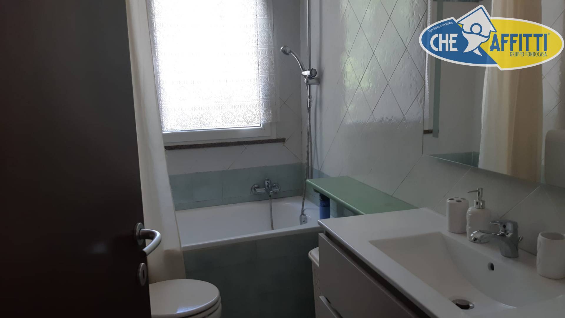 Semindipendente in affitto a Massa, Poveromo