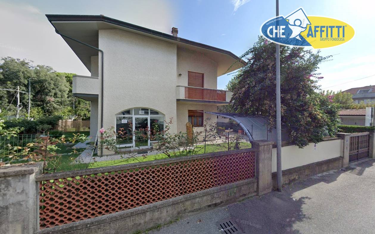 Indipendente in affitto a Massa, Marina di Massa