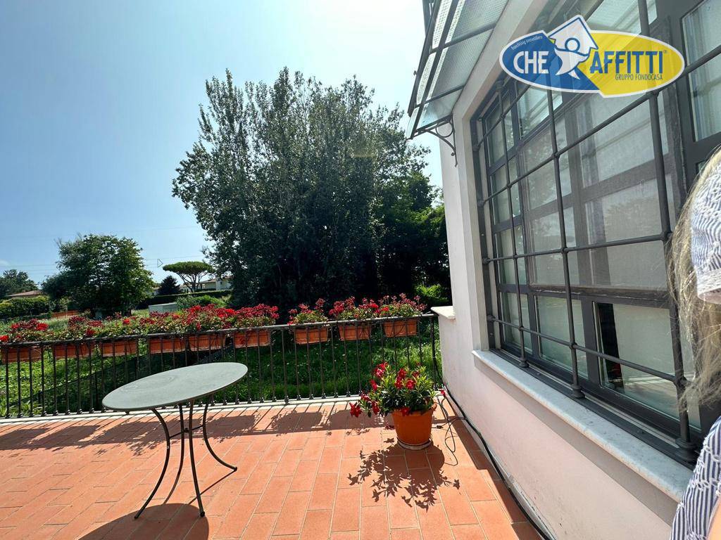 Semindipendente in affitto a Forte dei Marmi, Centro