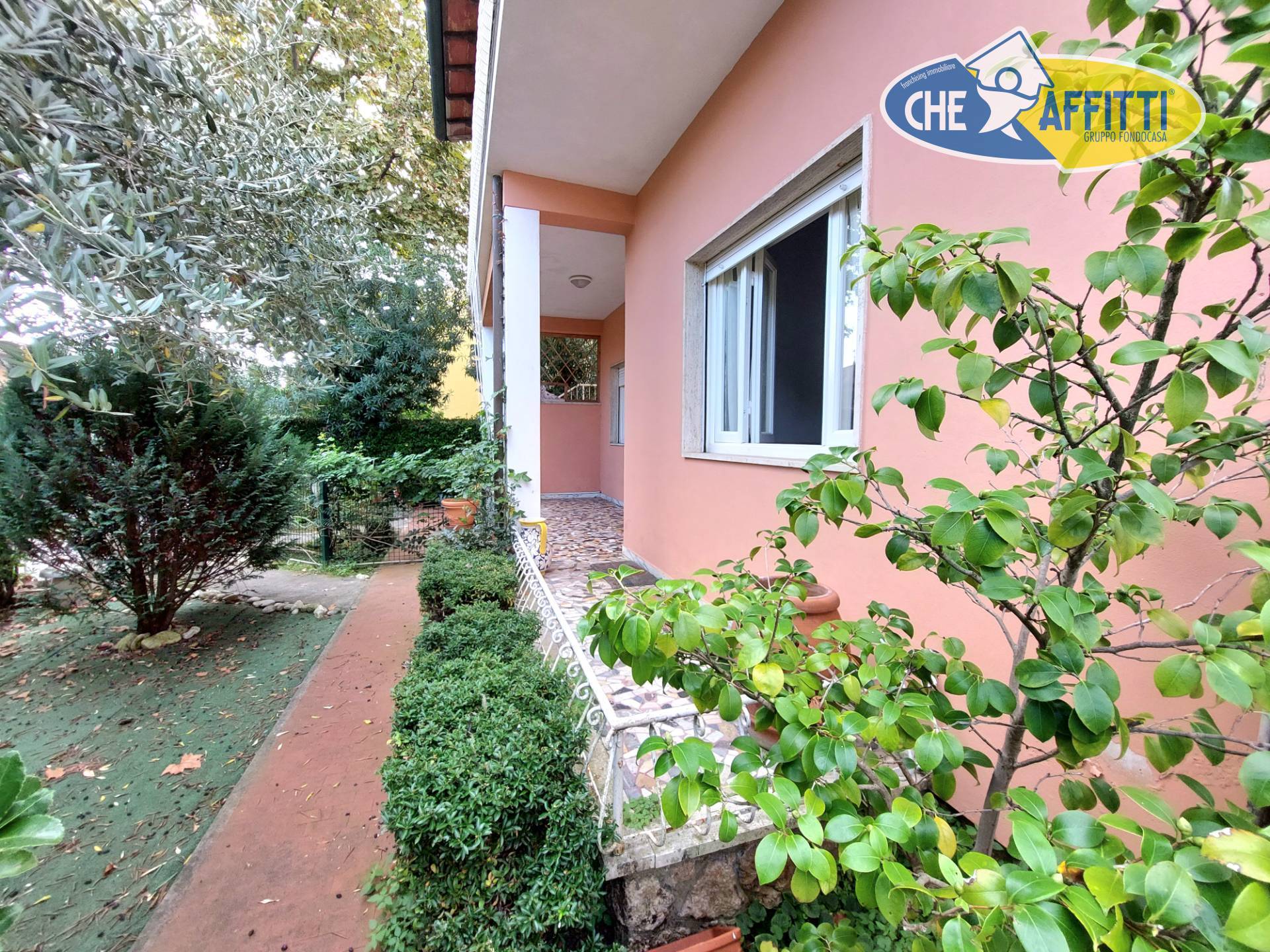 Casa indipendente in affitto a Pietrasanta, Marina di Pietrasanta