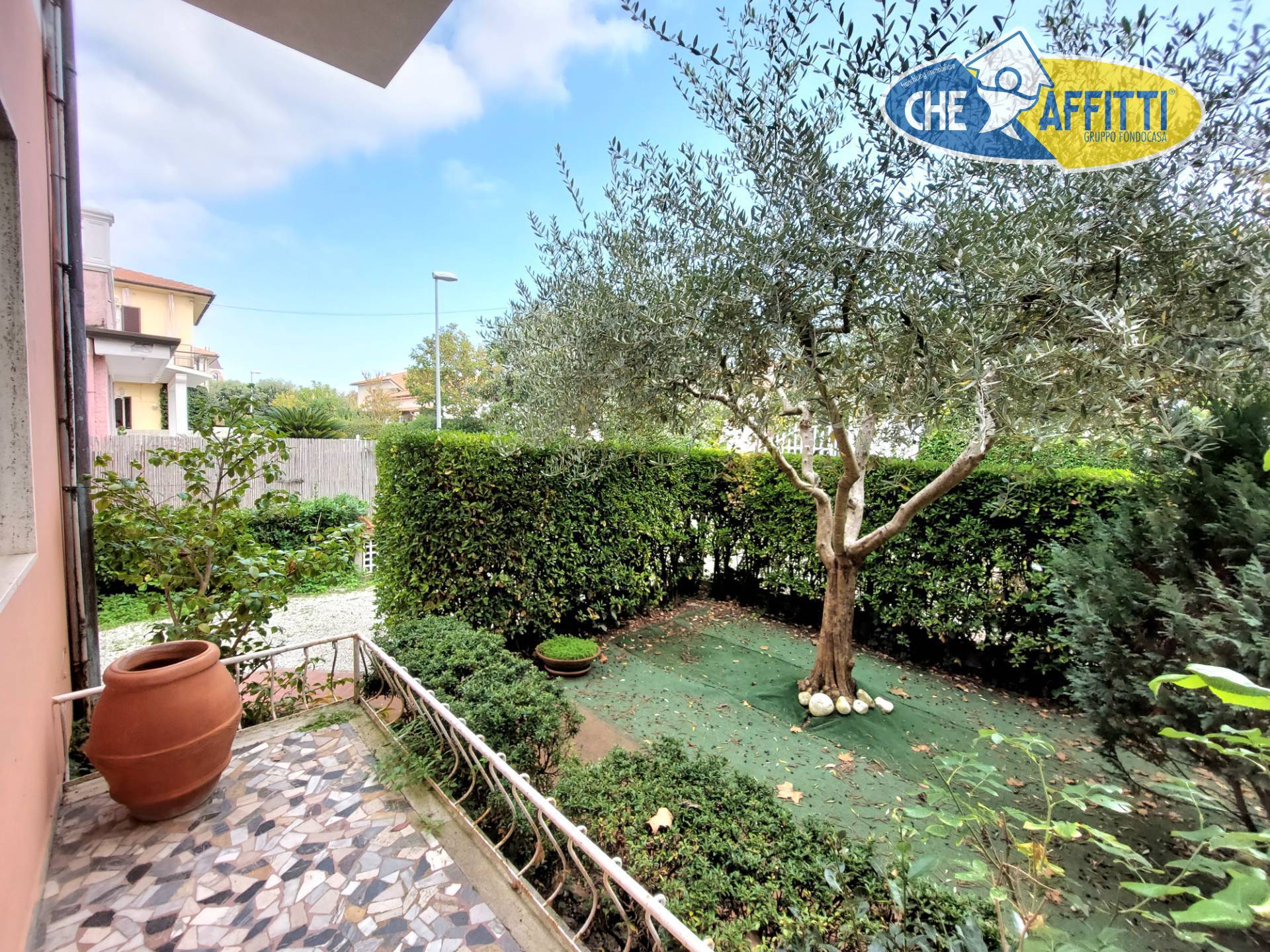 Casa indipendente in affitto a Pietrasanta, Marina di Pietrasanta