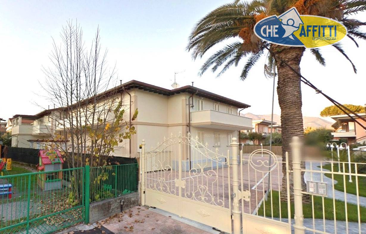 Appartamento in affitto a Massa, Marina di Massa