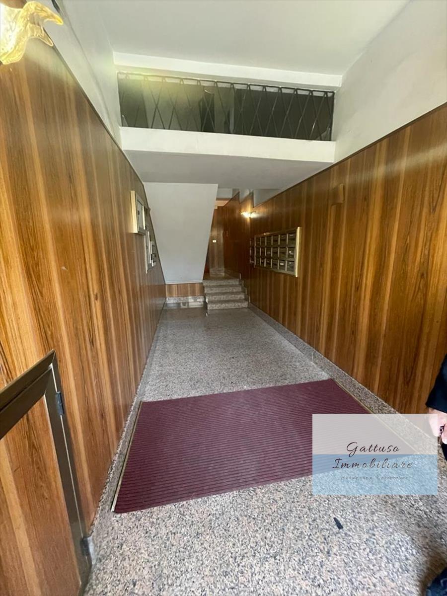 Quadrilocale in vendita, Reggio Calabria via itria