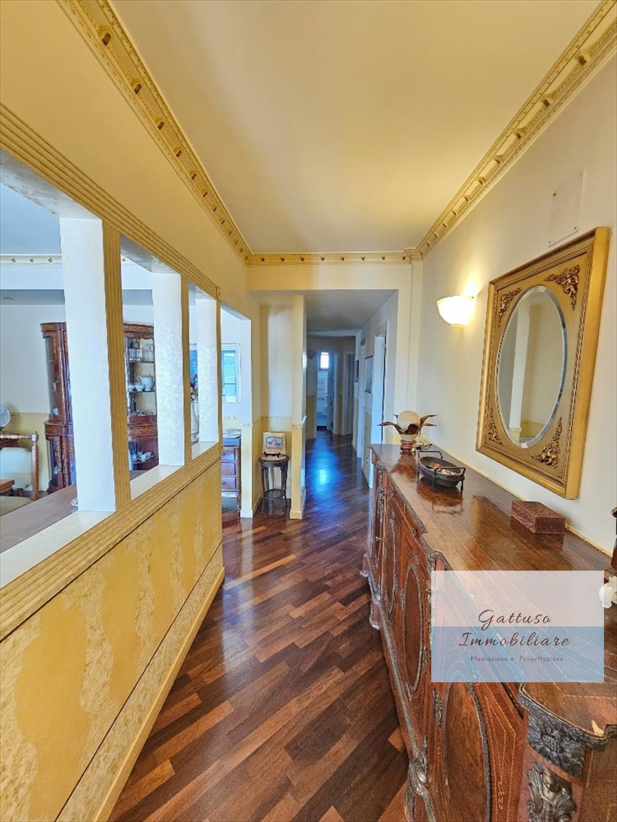 Attico con box, Reggio Calabria via palmi