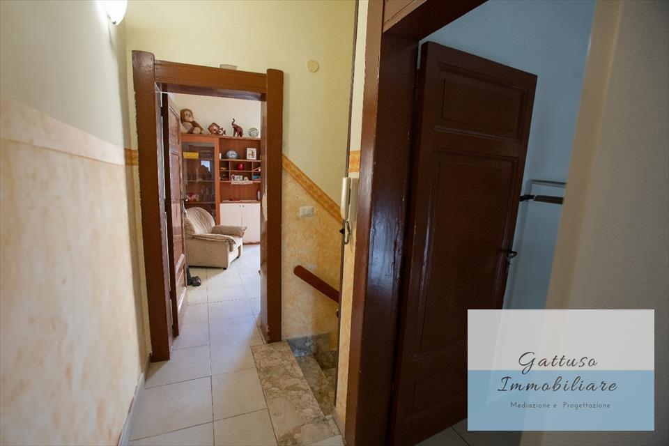 Casa indipendente in vendita, Villa San Giovanni via torino