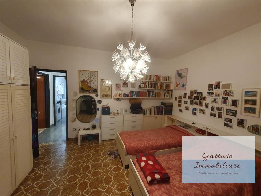 Quadrilocale da ristrutturare, Reggio Calabria pellaro