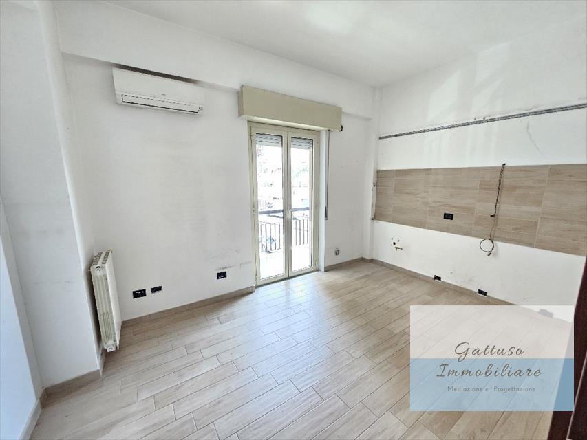 Quadrilocale in vendita, Reggio Calabria viale aldo moro