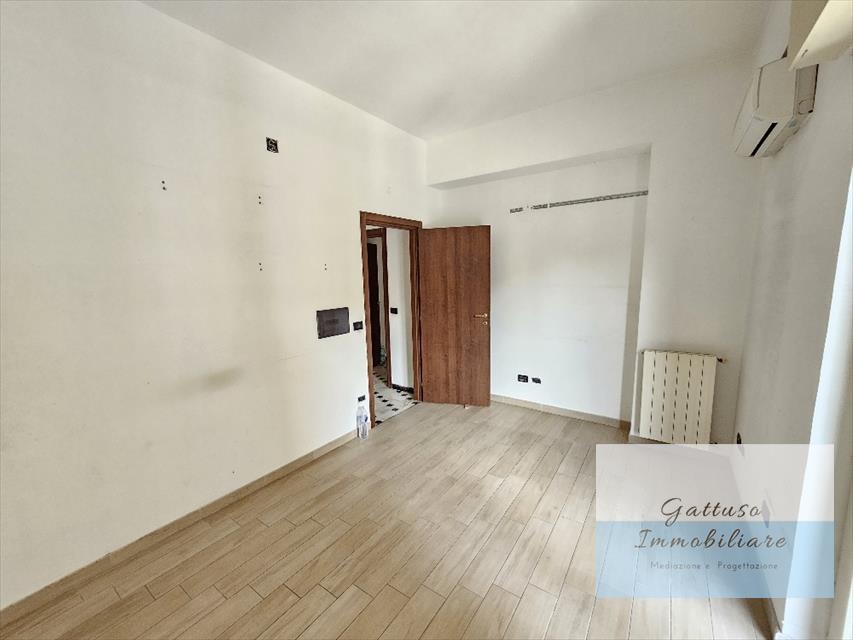 Quadrilocale in vendita, Reggio Calabria viale aldo moro