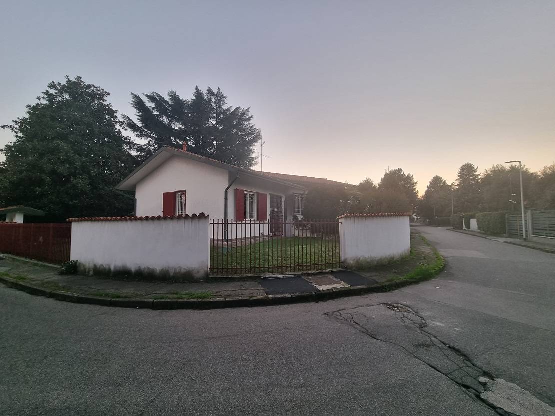 Casa singola in vendita a Cassina de' Pecchi