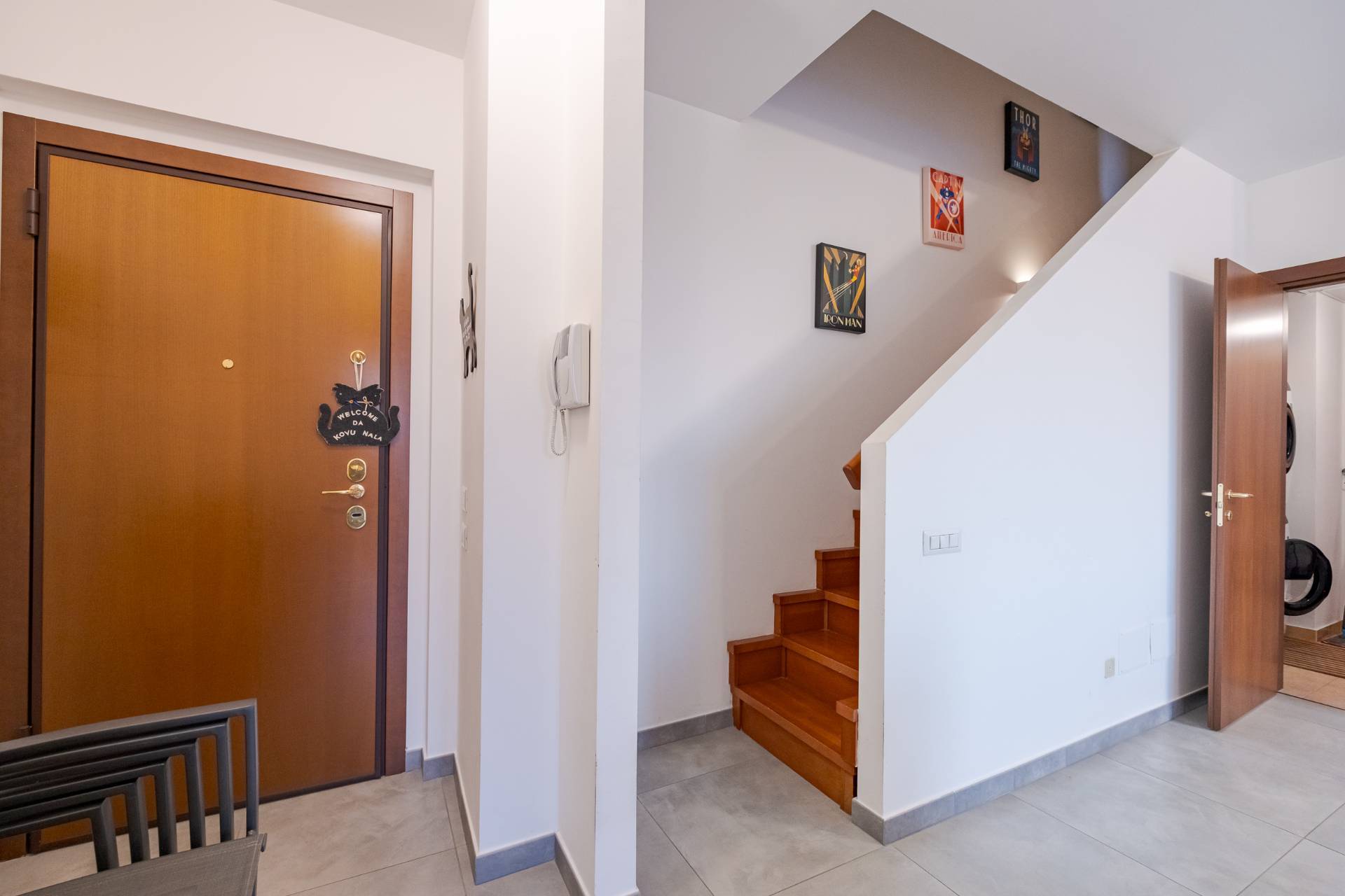 Appartamento in vendita a Segrate, Villaggio Ambrosiano