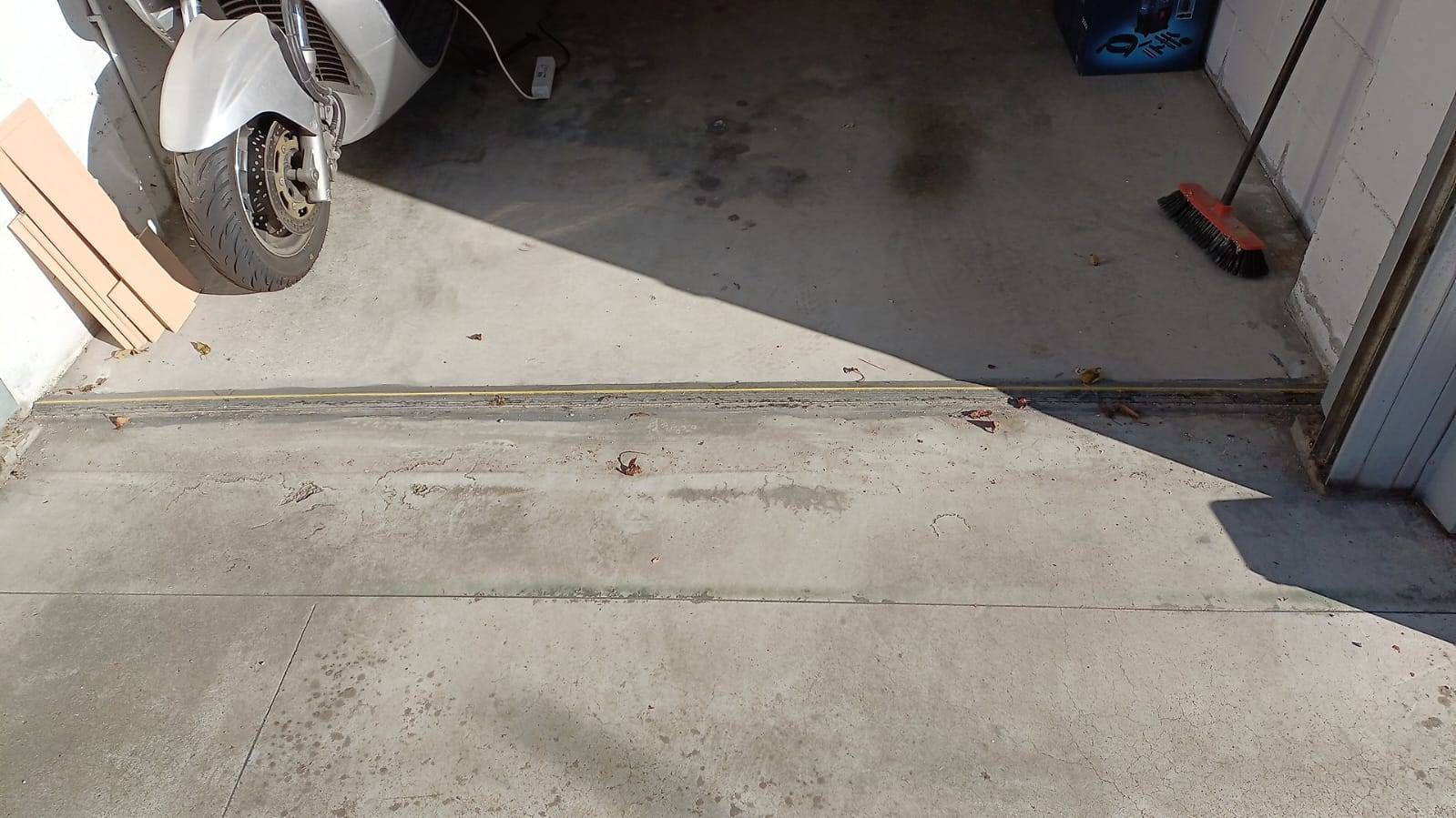 Box o garage in vendita a Ornago