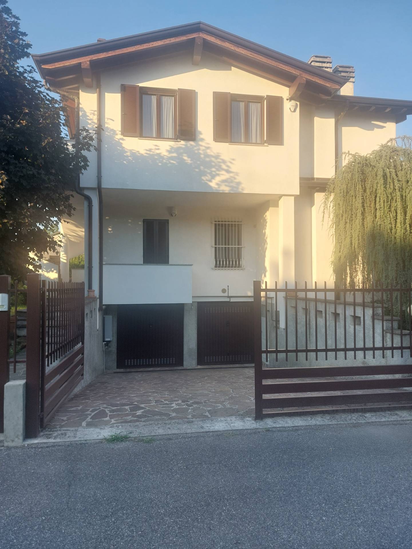 Appartamenti in Villa in vendita a Bellinzago Lombardo