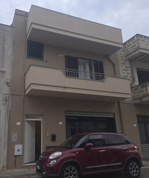 Casa indipendente con terrazzo a Ruffano