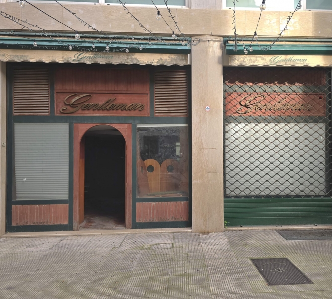 Locale commerciale ristrutturata a Lecce