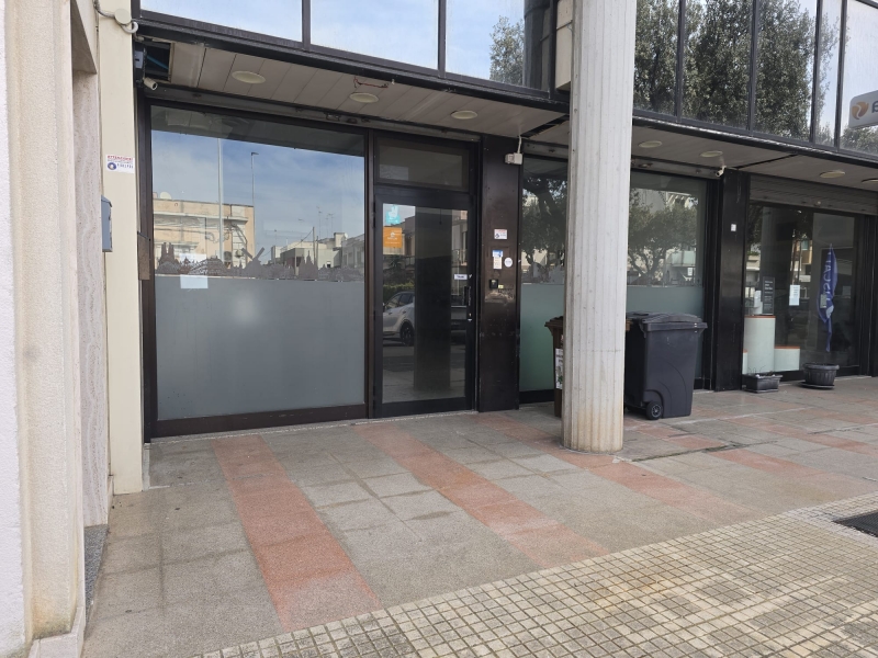 Locale commerciale in affitto a Lecce