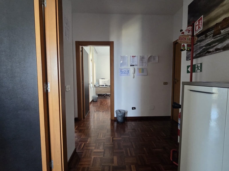 Ufficio in affitto a Lecce
